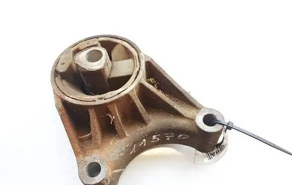 Opel Astra H Engine mount bracket V05458