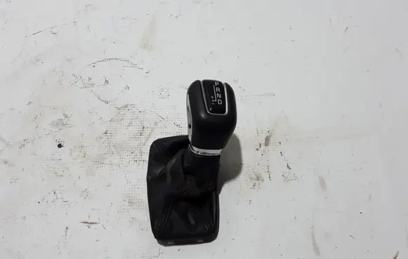 Volvo S90, V90 Gear lever shifter trim leather/knob