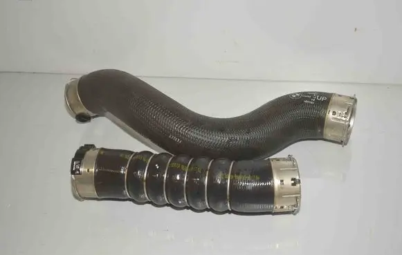 Intercooler hose/pipe