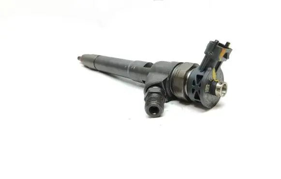 Nissan Qashqai Fuel injector HMLGT1205R 0445110546