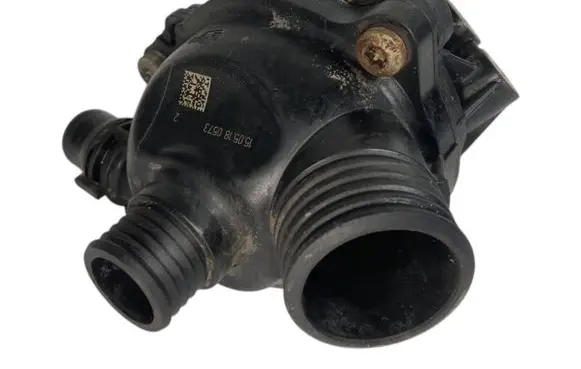Thermostat/thermostat housing