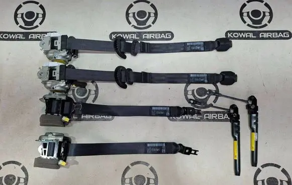 Peugeot 3008 II Set of seat belts 98474180XX 98474169XX 98094817XX