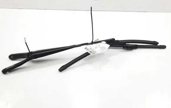 Skoda Fabia Mk3 (NJ) Front wiper blade arm 6V1955409A