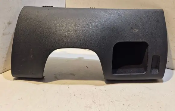 Dashboard lower bottom trim panel