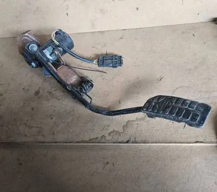 Nissan Primera Accelerator throttle pedal 0281002250