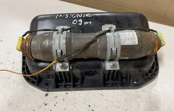 Opel Insignia A Passenger airbag 618893100A 20955173 366398980