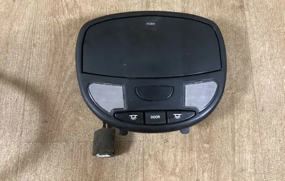 Hyundai Coupe Front seat light 92820270 PA66GF33 D354