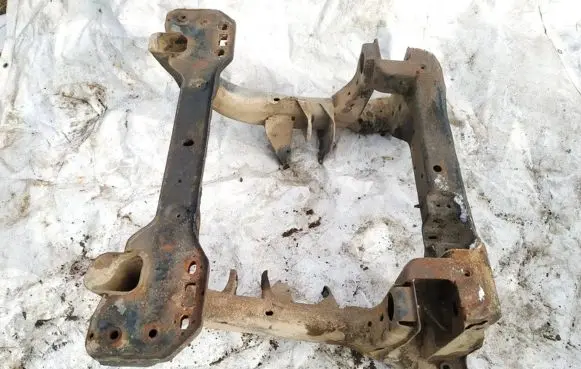 Jeep Grand Cherokee (WK) Front subframe