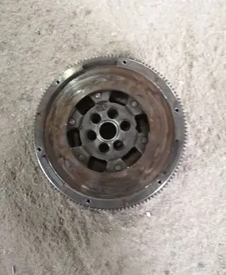 Volkswagen PASSAT B7 Flywheel