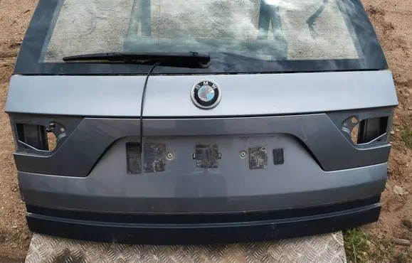 BMW X3 E83 Tailgate/trunk/boot lid 