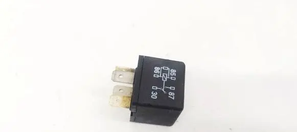 Audi A6 S6 C5 4B Other relay 8D0951253A