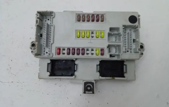 Fiat 500L BSM Control unit 51965996