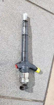 Mitsubishi L200 Fuel injector 1465A367