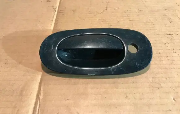 Jaguar XJ X308 Front door exterior handle R20192 GREEN