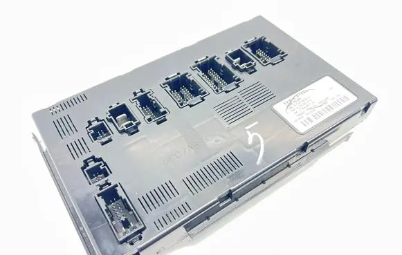 Mercedes-Benz R W251 SAM control unit A1645409962 A1645451616 A1644422700