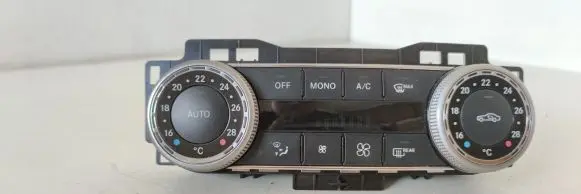 Mercedes-Benz C W204 Climate control unit A2048304190 2048304190