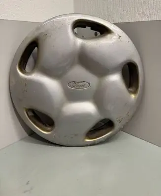 Ford Galaxy R15 wheel hub/cap/trim 7M0601147H 165004 95VW1130DB