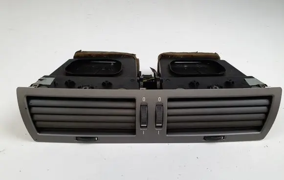 BMW 7 E65 E66 Dash center air vent grill 6911204 8223599 6911203