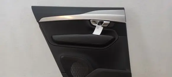 Volvo XC90 Rear door card panel trim 31393115
