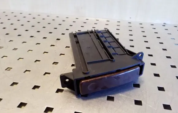 Cup holder front