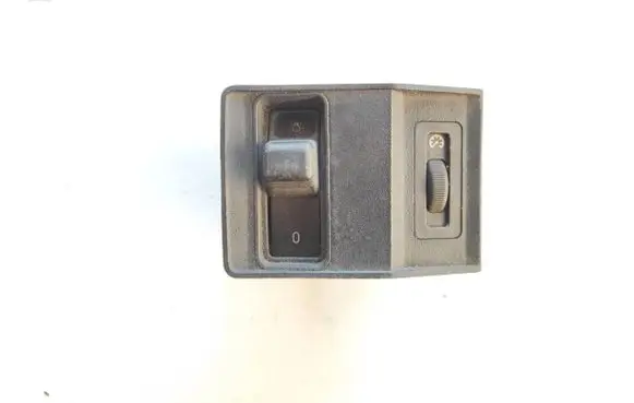 BMW 5 E34 Light switch 8110497