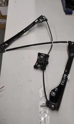 Skoda Fabia Mk3 (NJ) Front window lifting mechanism without motor 6V0837461B