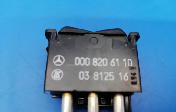 Windscreen/window heater switch