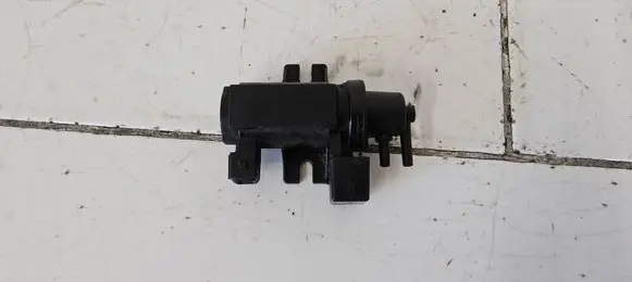 BMW 3 E90 E91 Secondary air pump 02T092 7796634