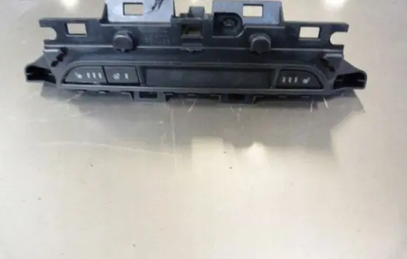 Mazda CX-5 Seat heating switch KB89