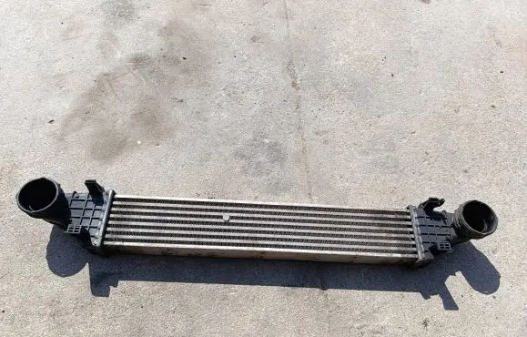 Mercedes-Benz E W211 Intercooler radiator A2115001002
