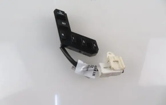 SsangYong Rexton Seat control switch 8540008B00