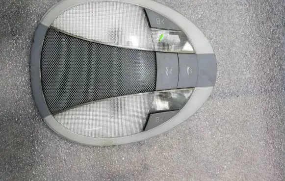 Mercedes-Benz E W211 Front seat light A2118202001 2JM00825710 0005630028