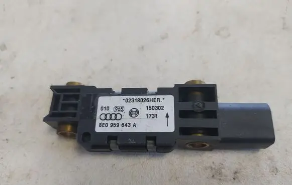 Audi A6 S6 C5 4B Airbag deployment crash/impact sensor 8E0959643A