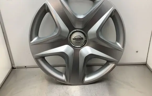 Nissan Qashqai R16 wheel hub/cap/trim 418SJS