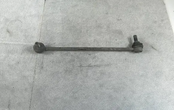 Volkswagen Golf VII Front anti-roll bar/stabilizer link 5Q0411315A 5Q0411315D 5Q0411315C