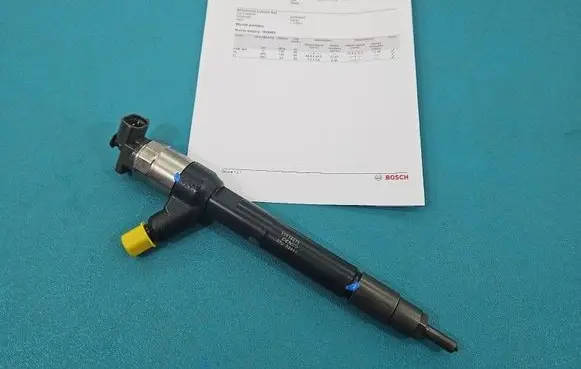 Opel Astra K Fuel injector 55578075 IMPRK1525263