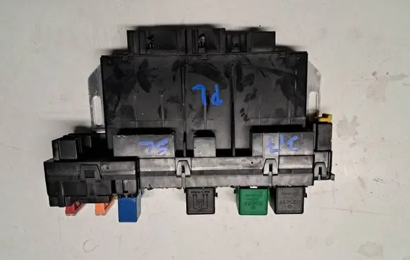 Mercedes-Benz SL R230 SAM control unit A2305451532