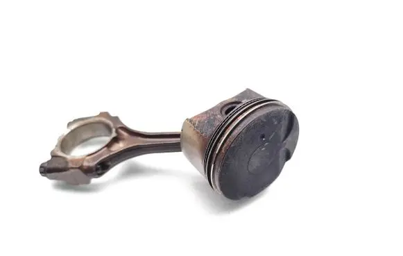 Piston with connecting rod