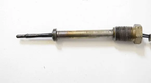 Jaguar XF X250 Oil temperature sensor CX2312B591CB