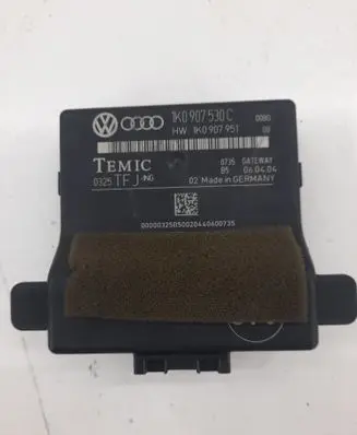 Volkswagen Golf V Gateway control module 1K0907530C 1K0907951