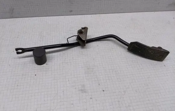 Nissan Almera Accelerator throttle pedal