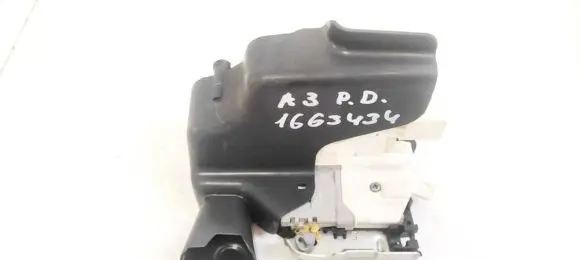 Audi A3 S3 8V Front door lock 5N0837883