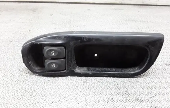 Renault Scenic RX Electric window control switch