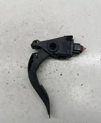 Audi A4 S4 B8 8K Accelerator throttle pedal 8K1723523A 6PV00950521