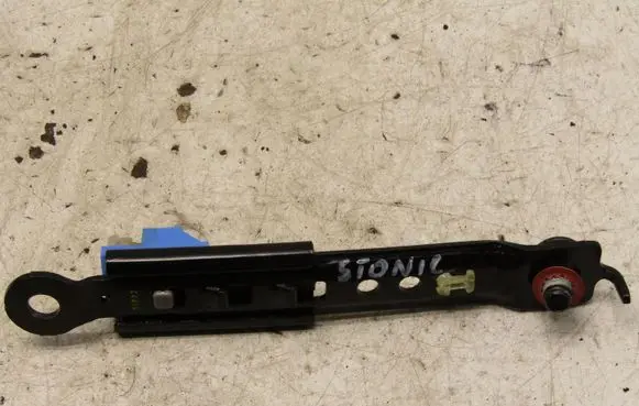 KIA Stonic Seat belt adjustment rail 