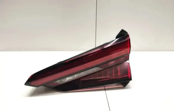 Audi A5 Tailgate rear/tail lights 8W6945094J 636532 636000