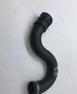 Volvo S80 Engine coolant pipe/hose 6G918260JB