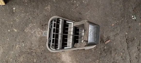 Audi A6 S6 C7 4G Quarter panel pressure vent 4G5819161