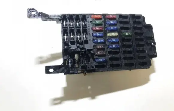 Mercedes-Benz CLK A208 C208 Fuse box set 2085450140