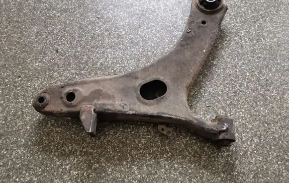 Subaru Forester SH Front lower control arm/wishbone